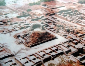 Indus Civilization: First Urbanization. Photo Courtesy: Ancient Cities of the Indus Valley Civilization by Jonathan Mark Kenoyer