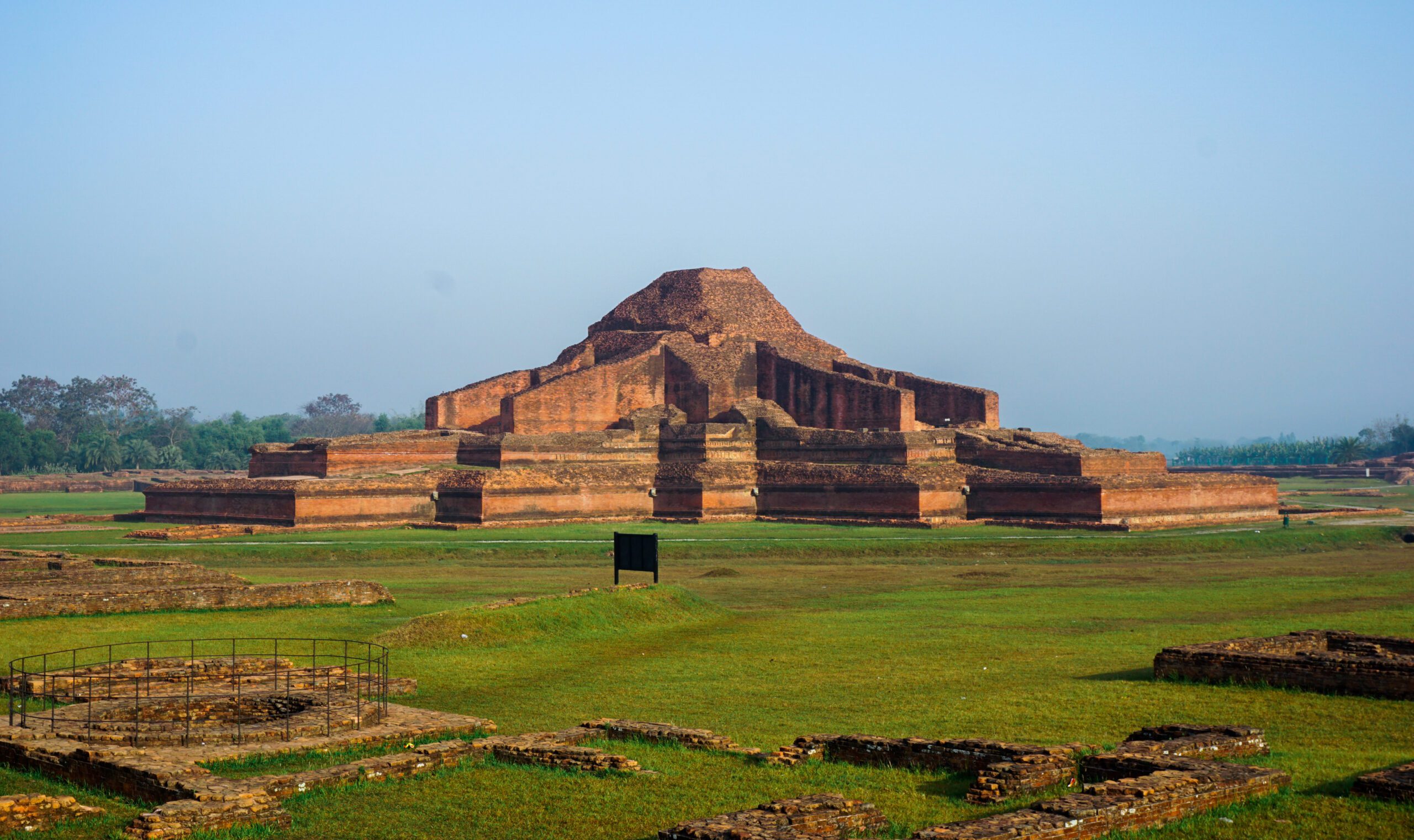 exploring-the-centuries-old-ruins-of-bangladesh-the-lakshmi-mittal