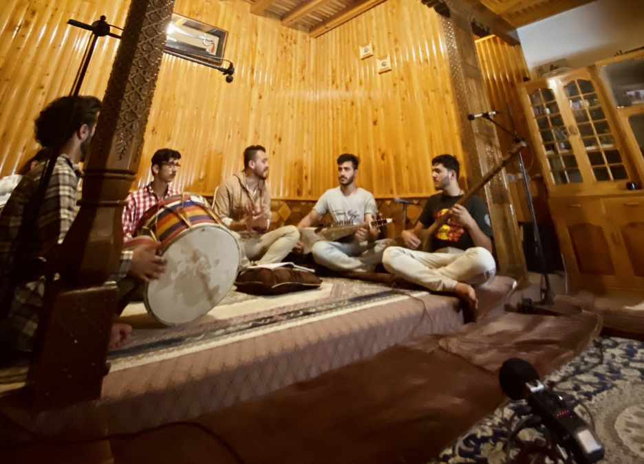 Khimor-e-Maraka: Listen to the Bazmi Folk Music of Hunza