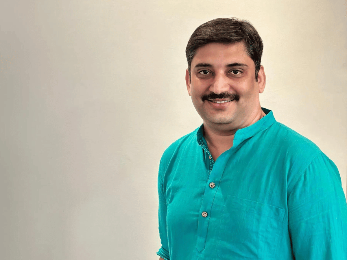 ROBERT RAHMAN RAMAN